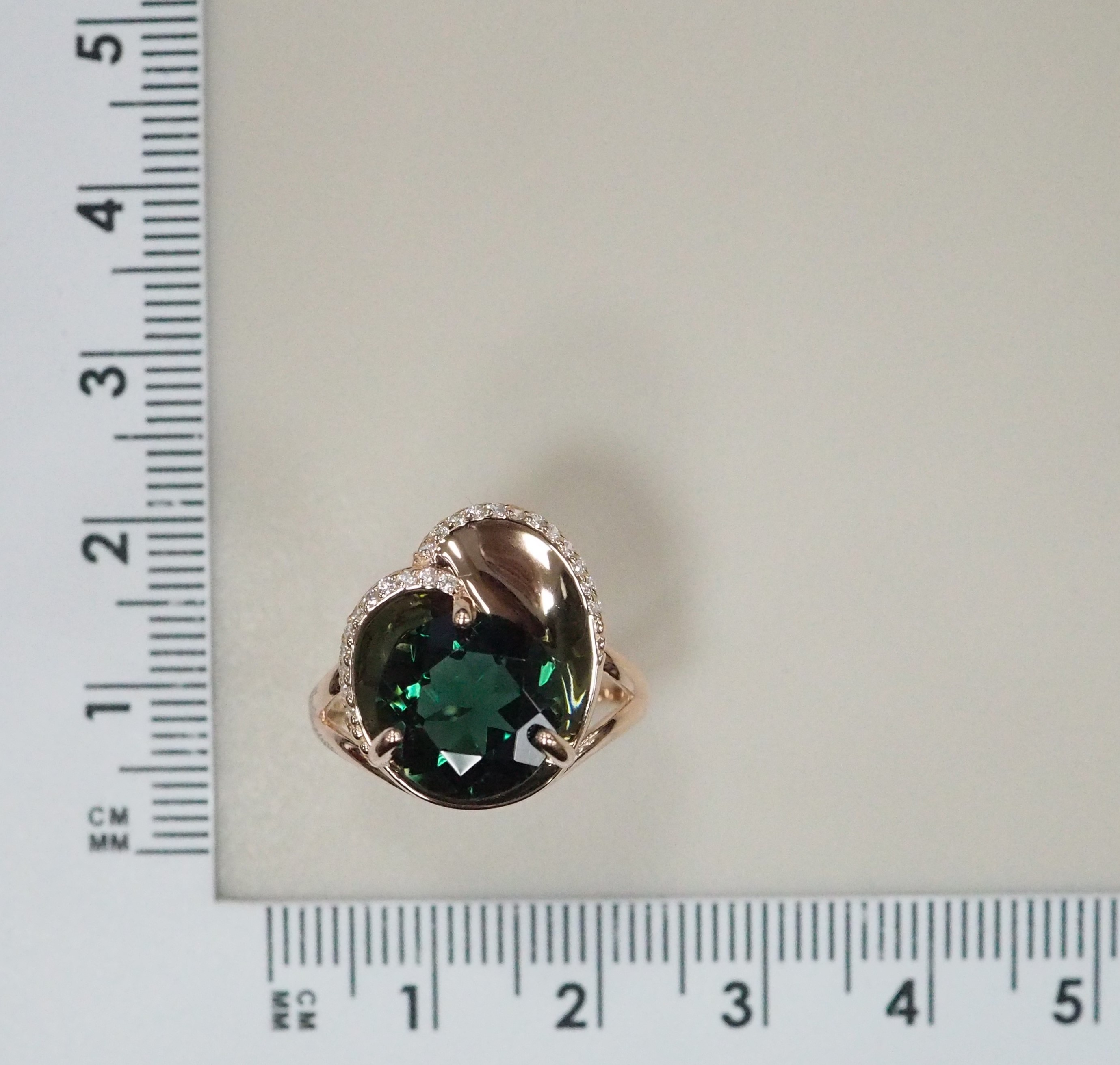 Серебряное кольцо с празиолитом